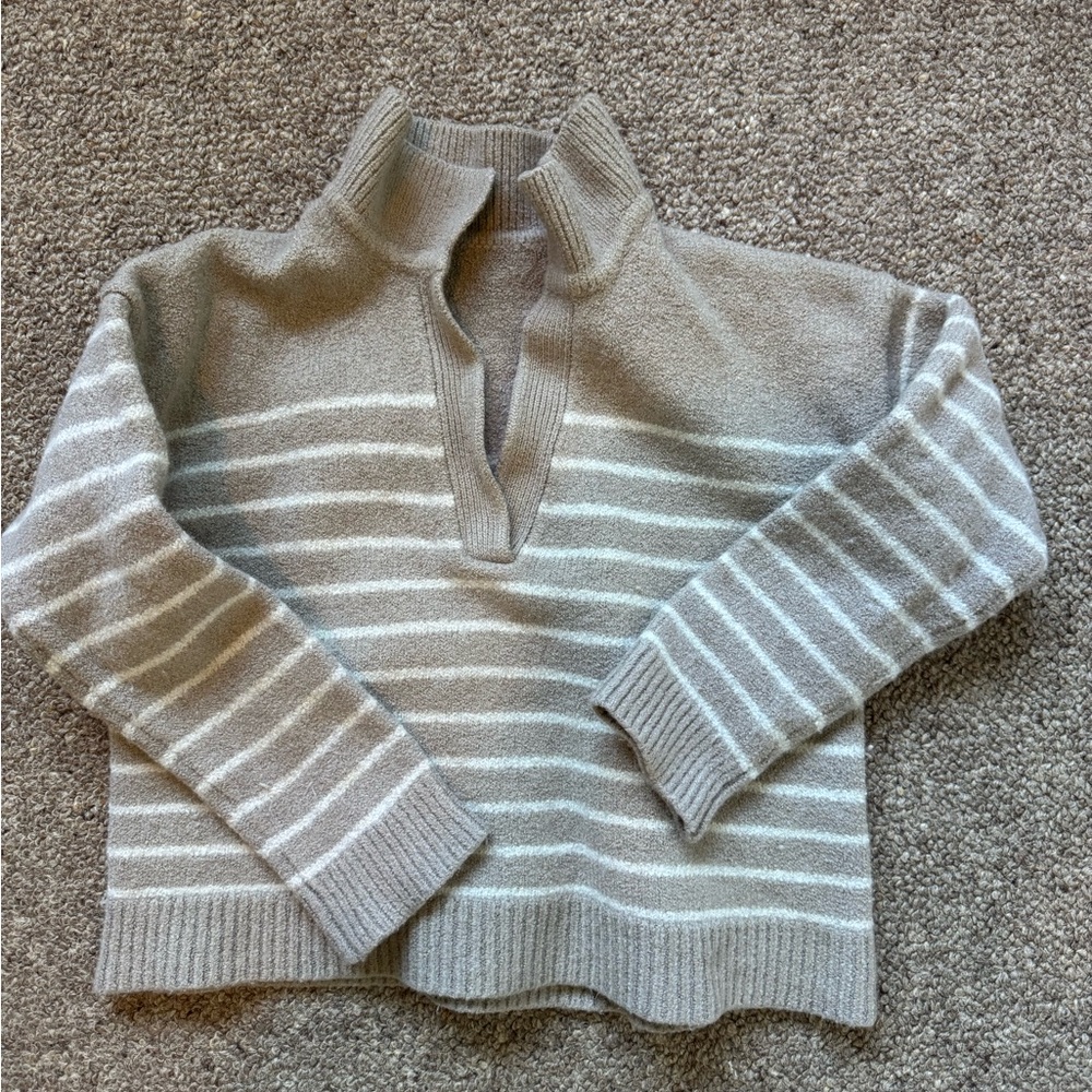 Aritzia Clara Merino Wool Sweater *please read description*